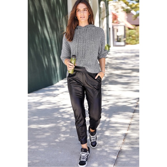 Commando Luxury Basics | Faux Leather Joggers - Picture 6 of 10